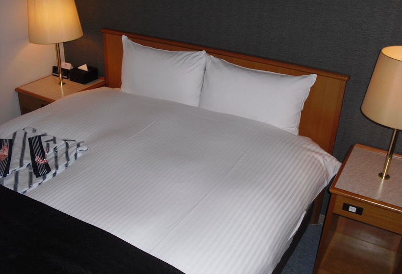 בית מלון כפרי Apa Yokohama Tsurumi