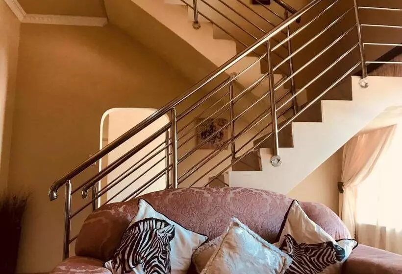 צימר Jay And Bee Guest House