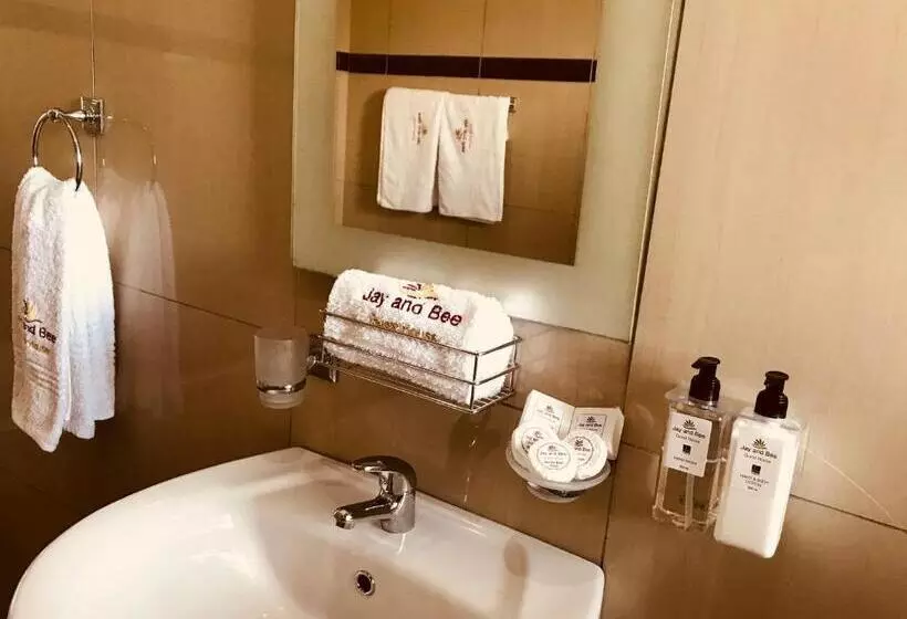 צימר Jay And Bee Guest House