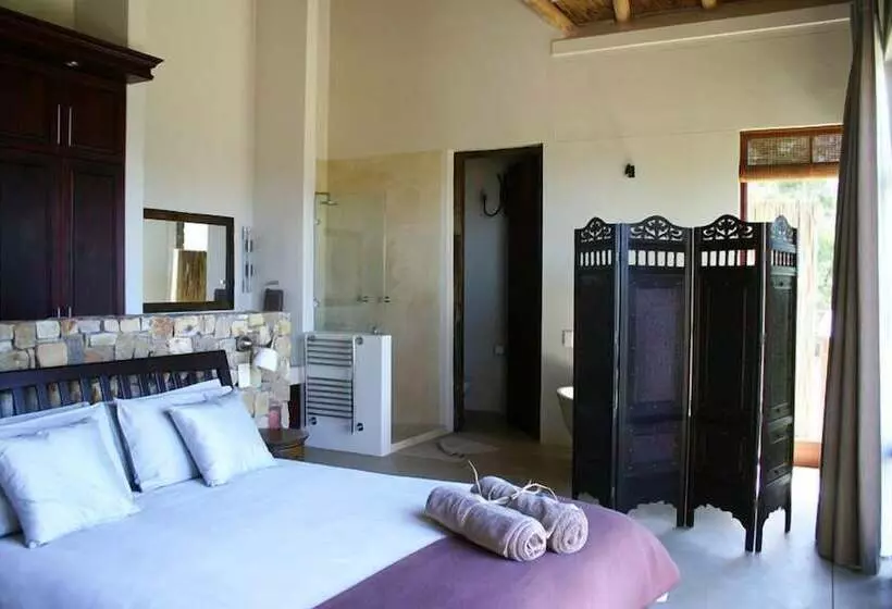 مبيت وإفطار Tamodi Lodge