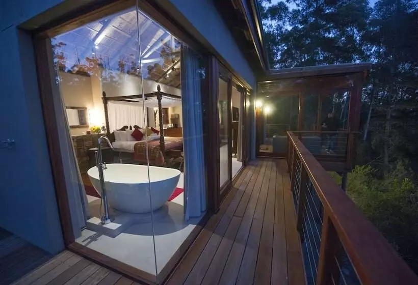 مبيت وإفطار Tamodi Lodge