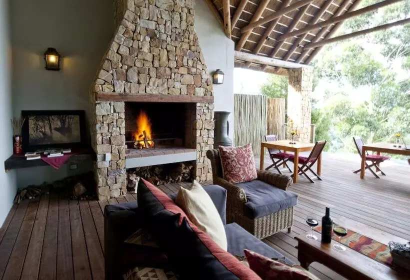 مبيت وإفطار Tamodi Lodge