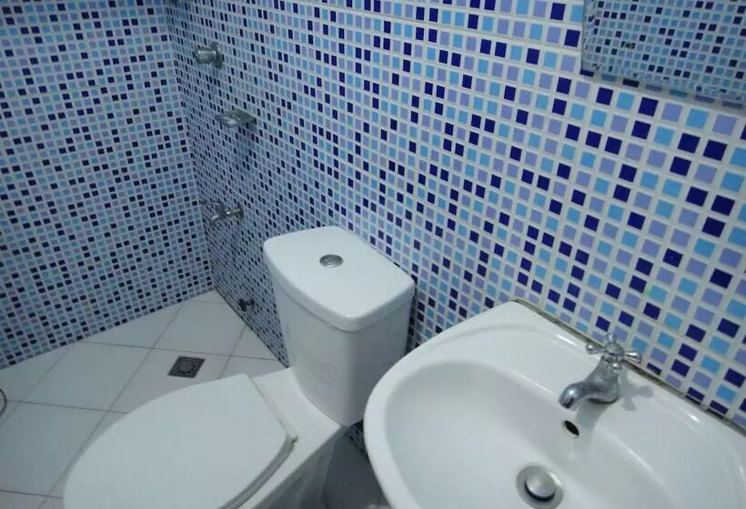 בית מלון כפרי Balayong Pension