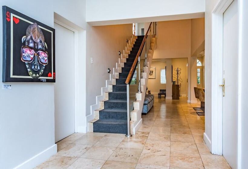 Отель Clico Boutique