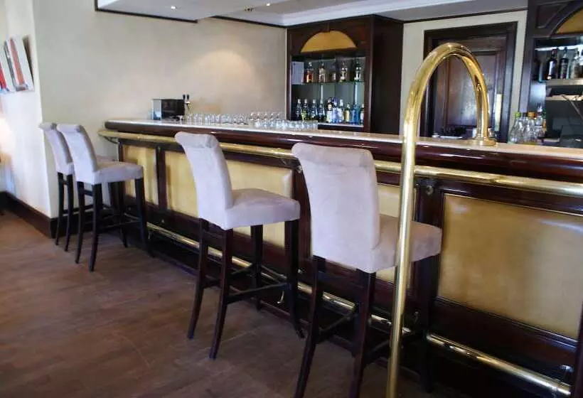 Отель Kievits Kroon Gauteng Wine Estate