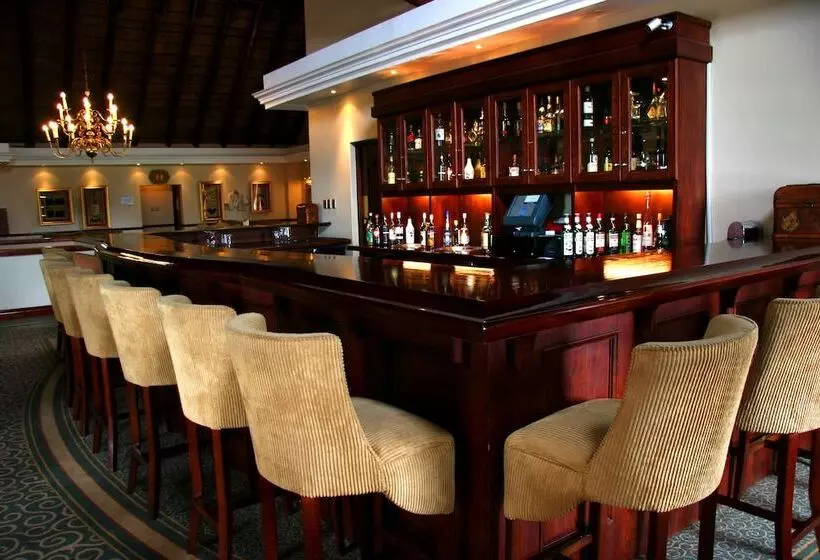 Отель Kievits Kroon Gauteng Wine Estate