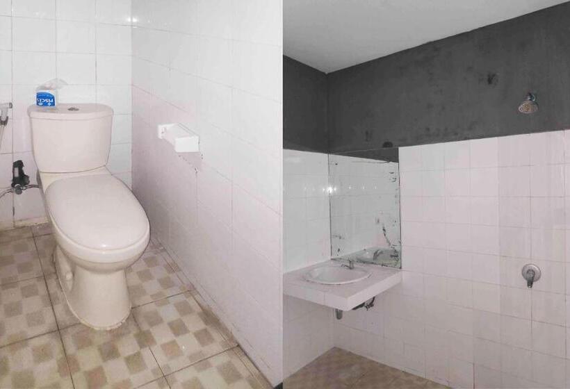 בית מלון כפרי Pecatu Guesthouse