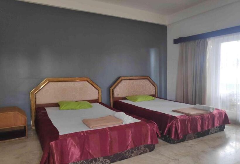 בית מלון כפרי Pecatu Guesthouse