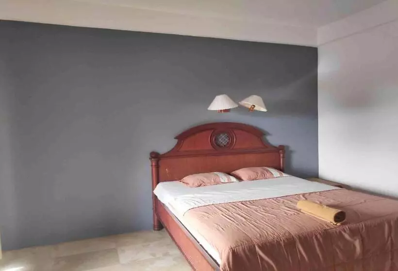 בית מלון כפרי Pecatu Guesthouse