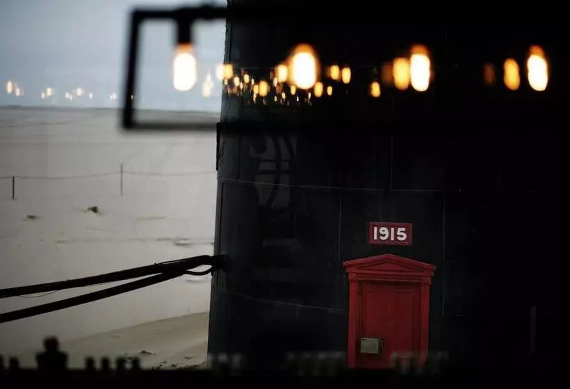 هتل Pelican Point Lodge