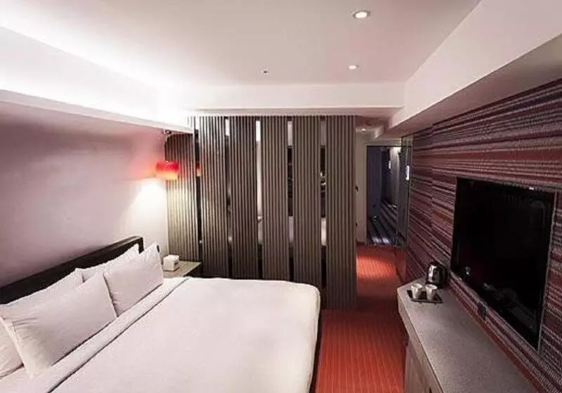 Royal Hotel Group  Central Park Branch