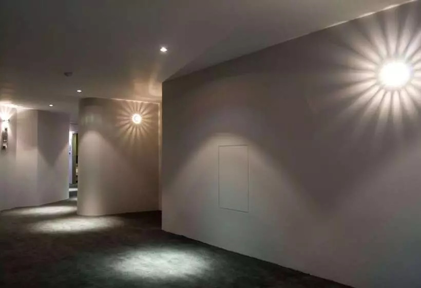 The Riverside Hotel Esthetics