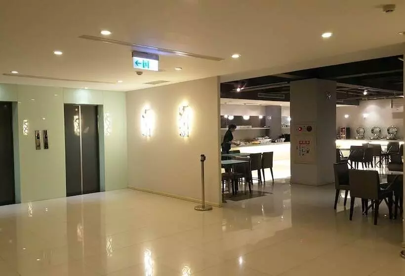The Riverside Hotel Esthetics