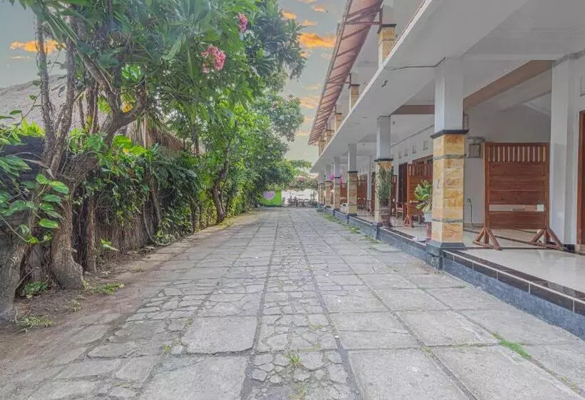 ホテル Transit Inn Senggigi