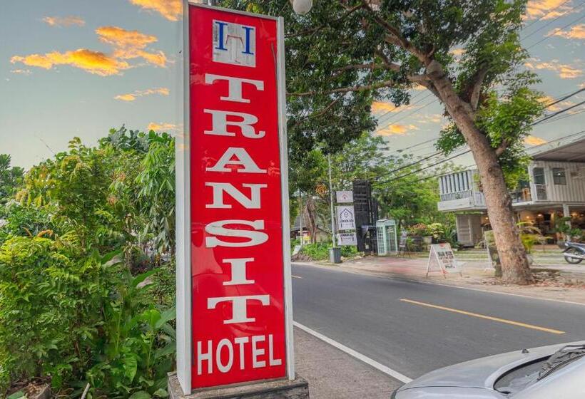 ホテル Transit Inn Senggigi
