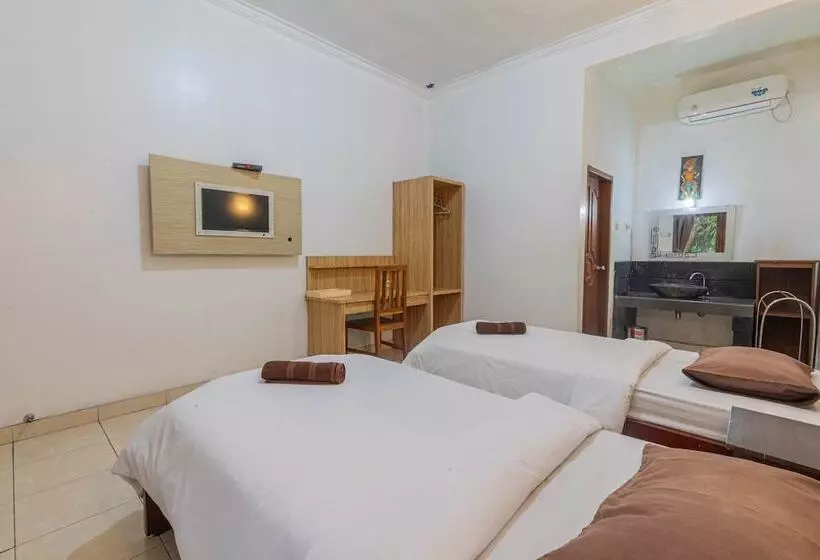 ホテル Transit Inn Senggigi