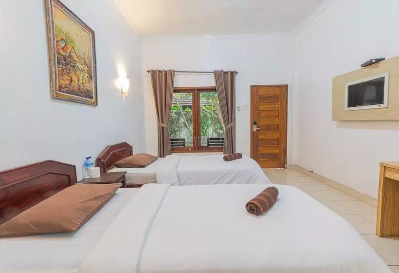 ホテル Transit Inn Senggigi