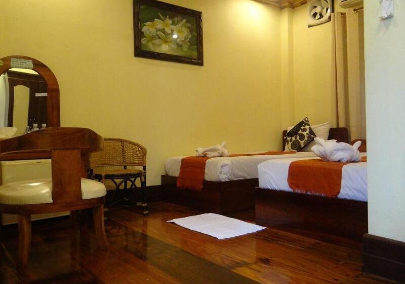 هتل Villa Somphong