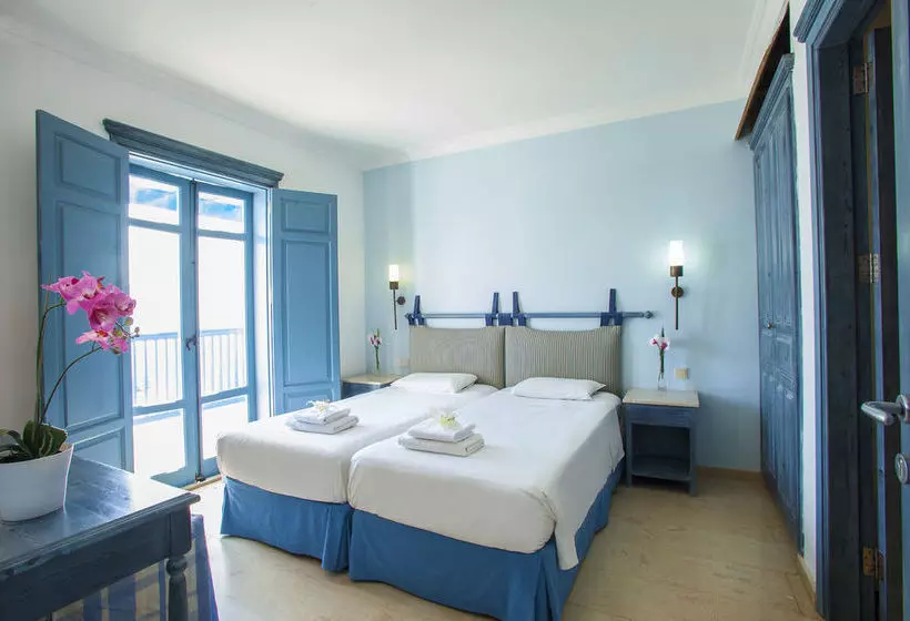 Louis Nausicaa Luxury Villa