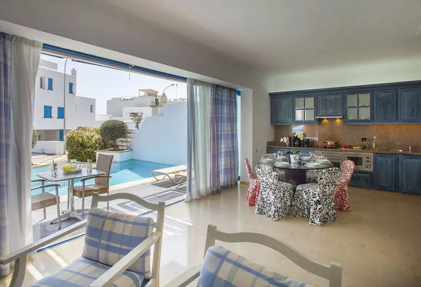 Louis Nausicaa Luxury Villa