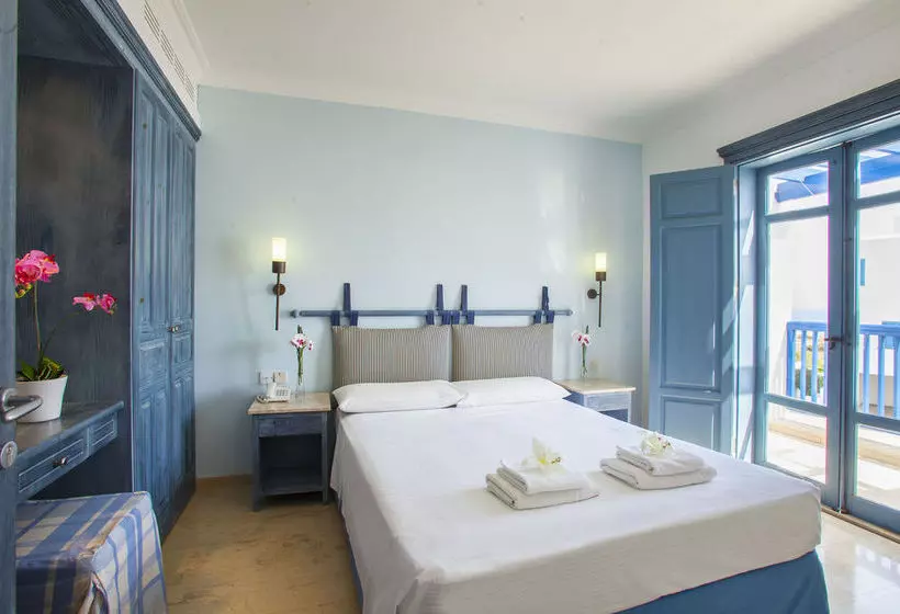 Louis Nausicaa Luxury Villa