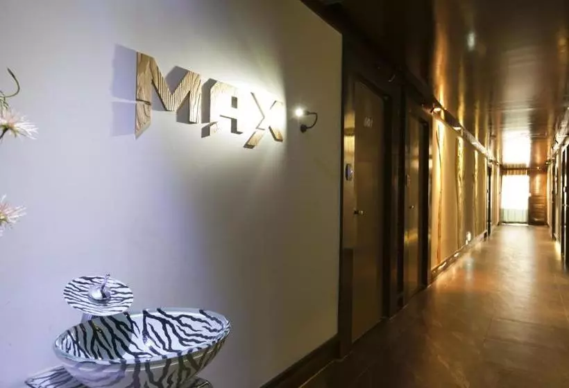 Max Motel Sasang
