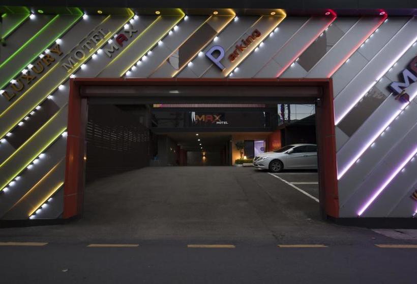 Max Motel Sasang