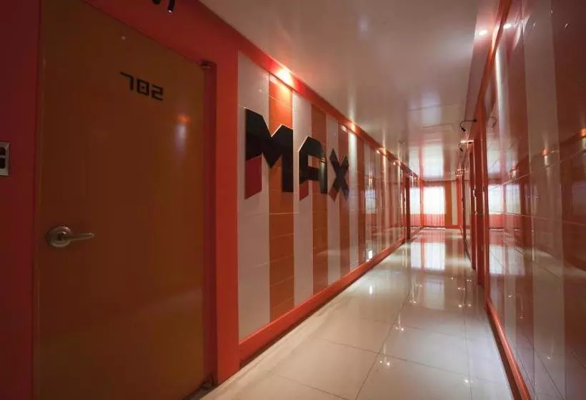 Max Motel Sasang