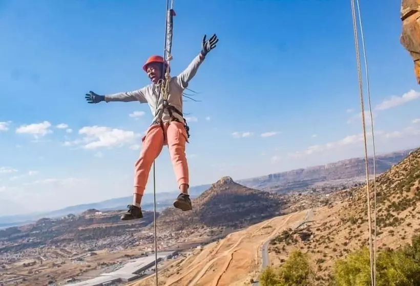 پانسیون Scenery Maqalika Guesthouse