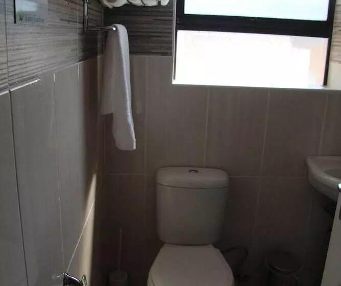 پانسیون Scenery Maqalika Guesthouse