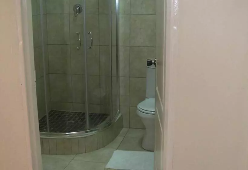 پانسیون Scenery Maqalika Guesthouse