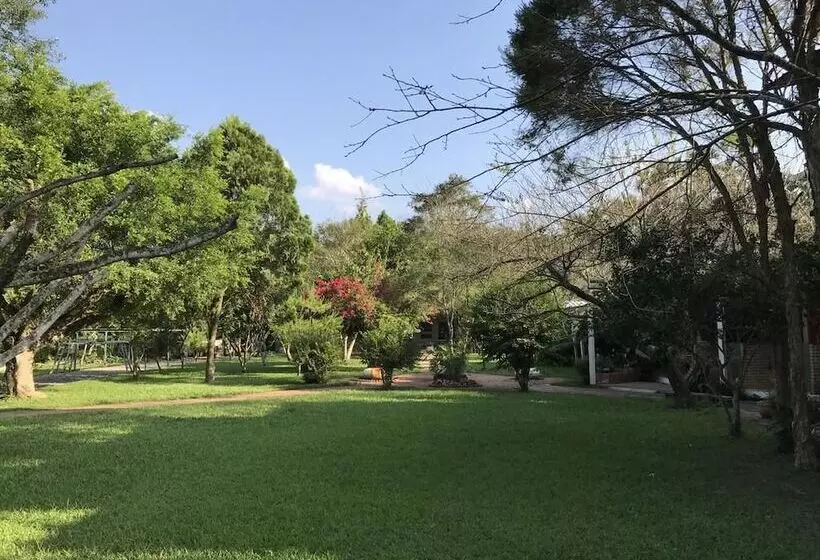 پانسیون Sun Moon Lake Secret Garden Villa