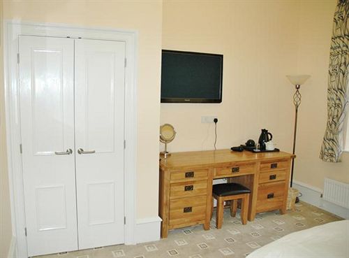 פנסיון Wildercombe House