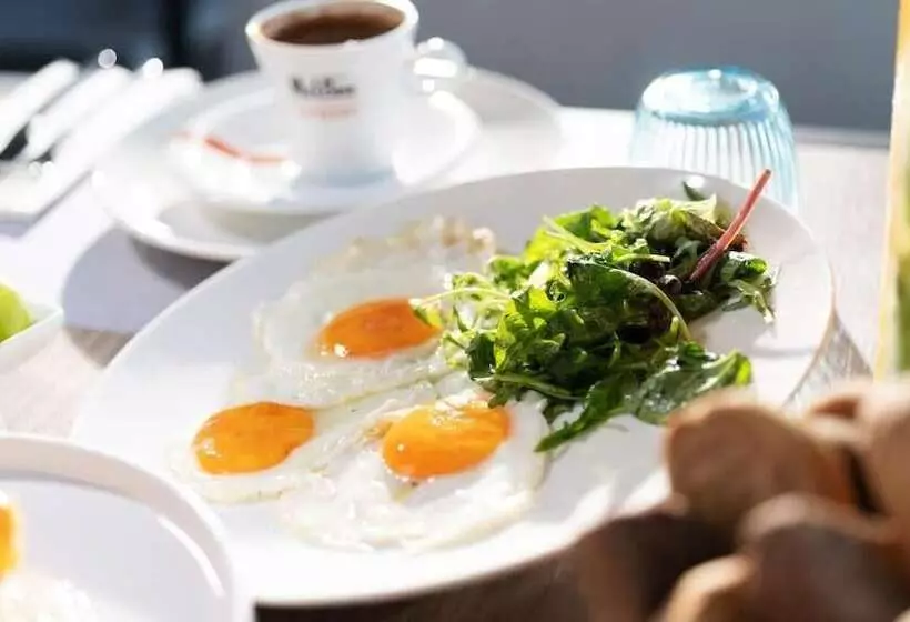 Akti Toroni Boutique