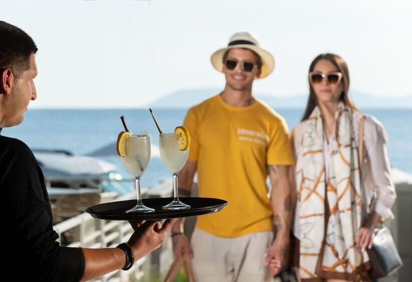 Akti Toroni Boutique