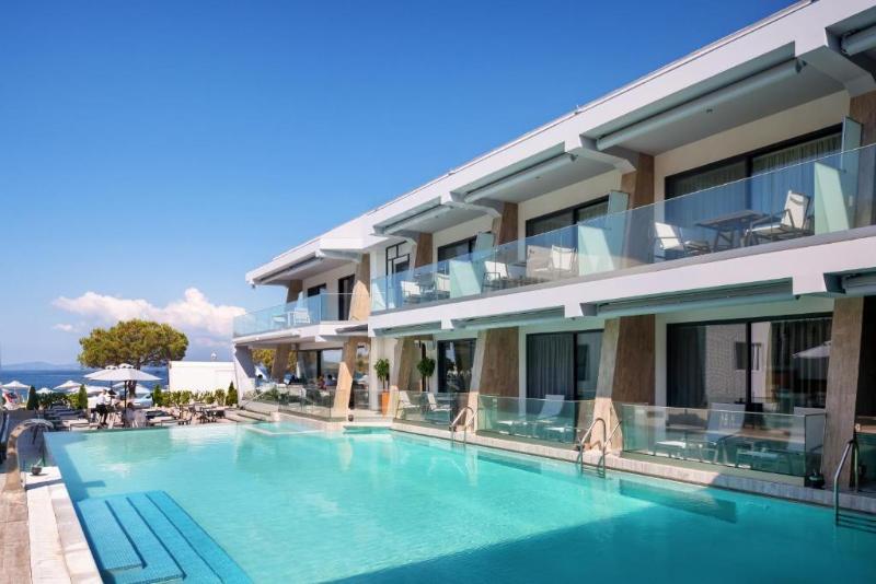 Akti Toroni Boutique