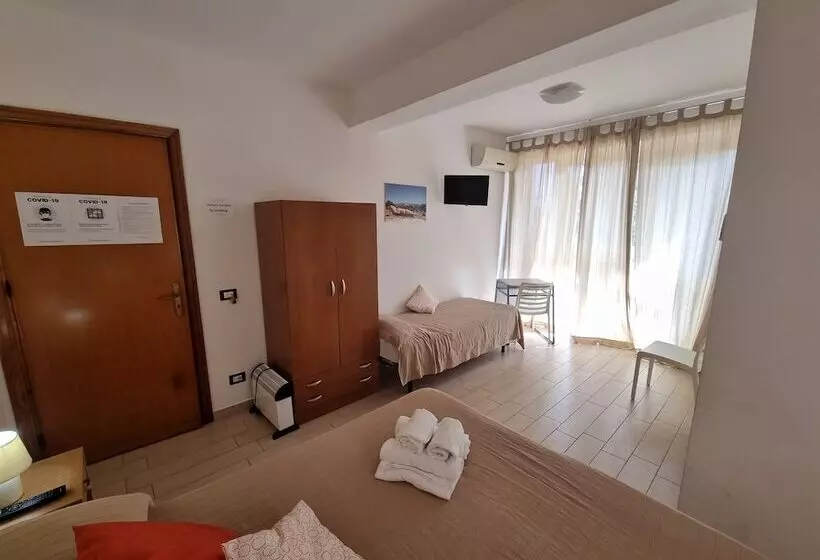 تختخواب و صبحانه Le Dune Beach