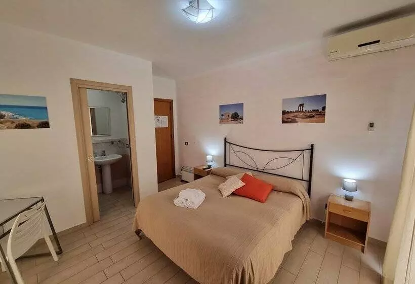 تختخواب و صبحانه Le Dune Beach