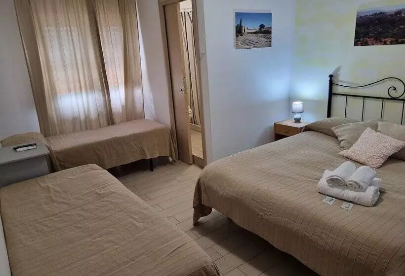 تختخواب و صبحانه Le Dune Beach