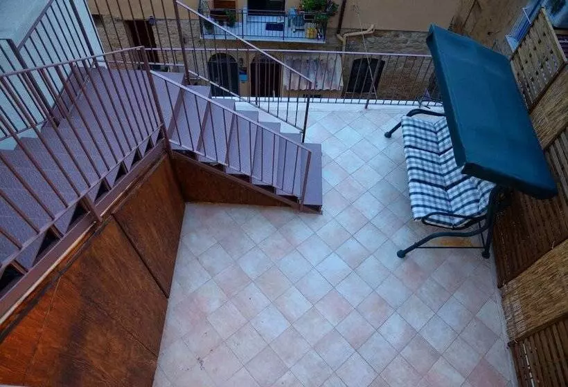 تختخواب و صبحانه Sogni D Oro