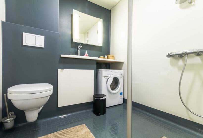 Forenom Apartments Espoo Lintuvaara