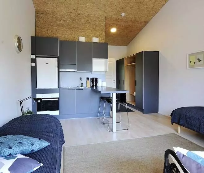 Forenom Apartments Espoo Lintuvaara