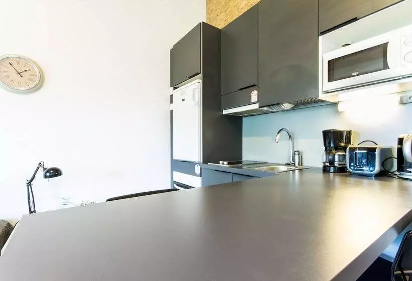 Forenom Apartments Espoo Lintuvaara