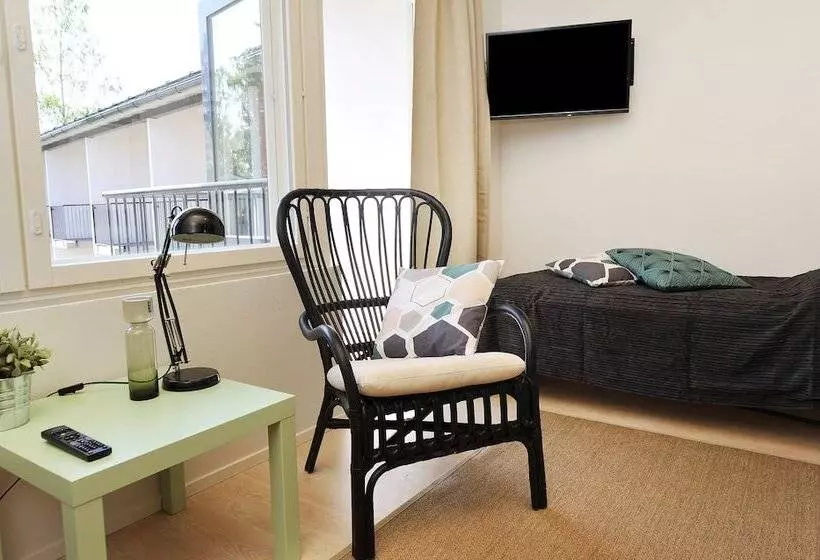 Forenom Apartments Espoo Lintuvaara