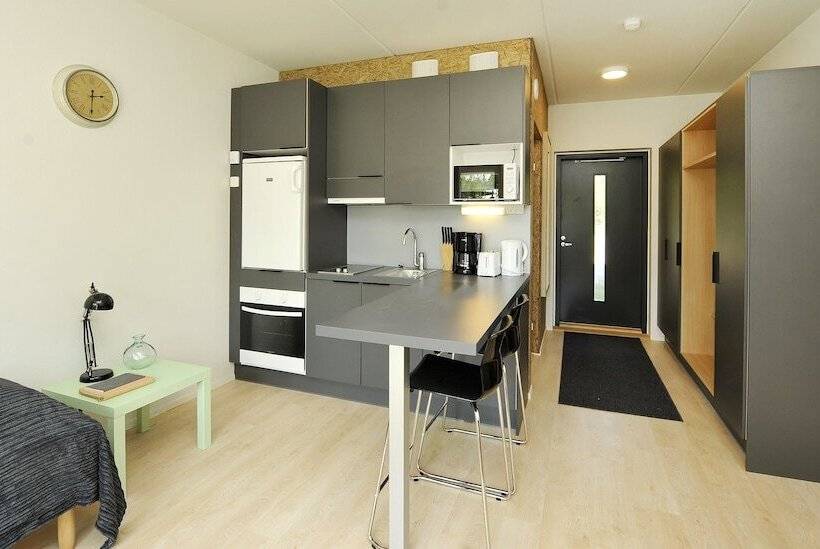 Forenom Apartments Espoo Lintuvaara