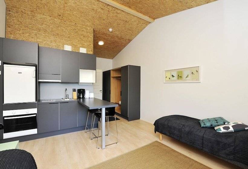 Forenom Apartments Espoo Lintuvaara