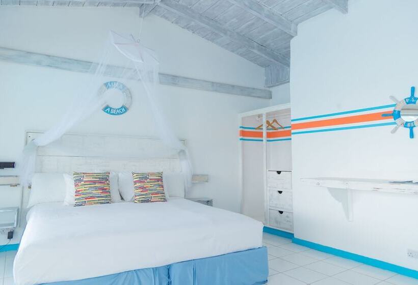 هتل Anchorage Yacht Club