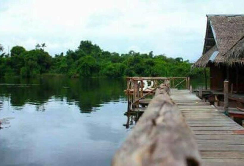 호텔 Bamboo House Resort