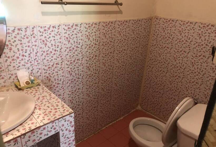 호텔 Bamboo House Resort