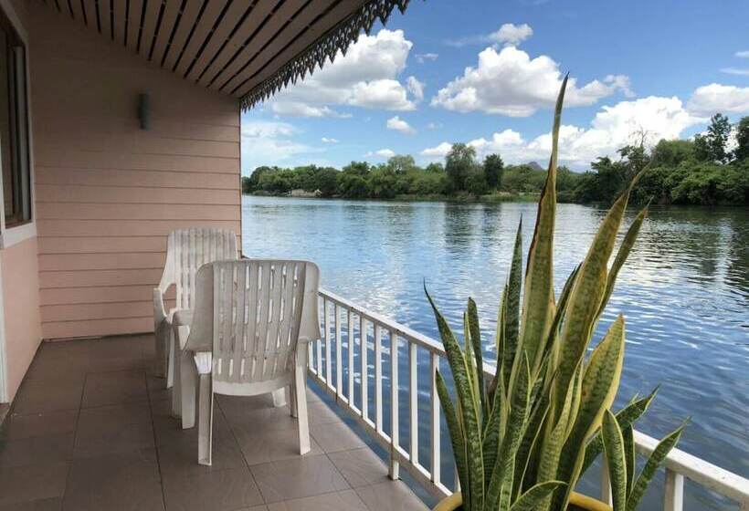 호텔 Bamboo House Resort